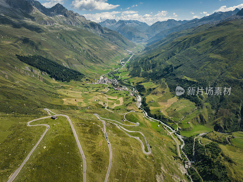 瑞士詹姆斯邦德街Furka Pass Realp村